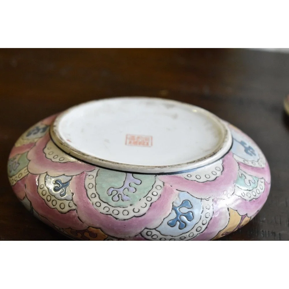 Porcelain Trinket Box Hand Painted China Child Figurine Lid Pink Jewelry Box‎